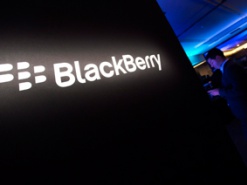 По итогам 2013 года BlackBerry может поставить 30-40 млн своих смартфонов
