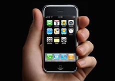 Apple: У нас ушли годы на создание смартфона для обычных людей