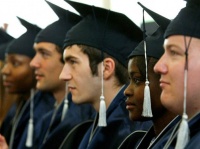 В Росии в ВУЗ уже поступают через Сеть.