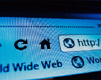 На какие заголовки интернет-пользователи кликают охотнее всего