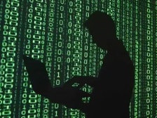 Хакеры выложили в Интернет фото обнаженных звезд