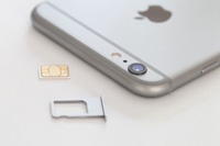 iPhone 6s позволит менять операторов и тарифы без замены SIM-карты