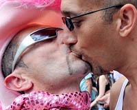 Посетители порносайтов в Украине чаще всего ищут геев