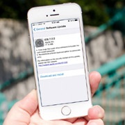 iOS 7.0.4 и iOS 6.1.5 доступны для загрузки