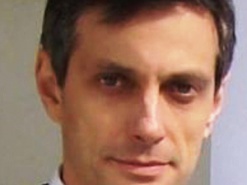 Те, кто сидят в Фейсбуке, на выборы не ходят