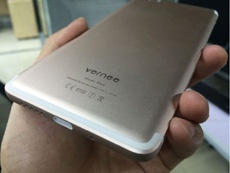 Корпус флагмана Vernee Mars со вставками как у iPhone 7 засветился на живых фото
