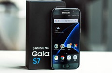 Аналитики зафиксировали рекордное падение спроса на смартфоны Samsung