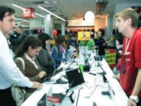 Украинцы экономят на гаджетах