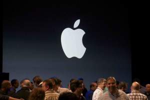 Cреди экспертов растет нервозность по поводу квартальной отчетности Apple