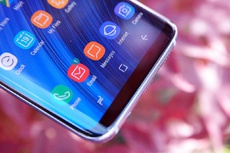 Главная функция Galaxy S8 будет недоступна пользователям еще несколько месяцев