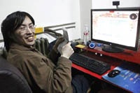 Геймер провел в интернет-кафе шесть лет