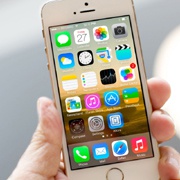 iPhone 5s назвали лучшим компактным смартфоном