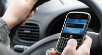 Голосовой набор SMS за рулем так же опасен, как и ручной