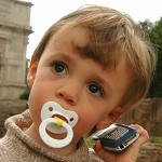 В развитии синдрома дефицита внимания и гиперактивности обвинили мобильные телефоны