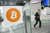 В США впервые арестовали за отмывание денег с использованием Bitcoin