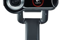 Новая угроза – хакеры шпионят за девушками через web-камеры