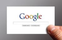 Google тестирует поисковую выдачу без адресов сайтов