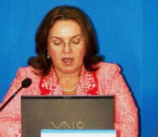 Татьяна Попова призвала ИнАУ: Не принимать в срочном порядке никаких изменений в Устав