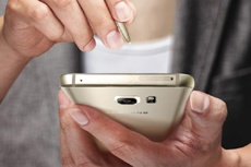 Samsung торопится выпустить Galaxy Note 6 на Android N раньше релиза iPhone 7