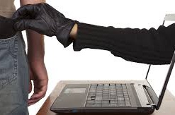 Интернет-мошенники всего за день разбогатели на 14 тыс. грн.