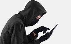 На Сумщине мошенник «выпросил» у пенсионера 25 тысяч гривен