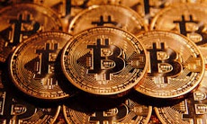 Bitcoin снова разделился на две криптовалюты