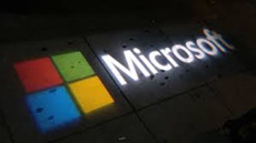 Глава Microsoft зарабатывает в 615 раз больше сотрудников компании
