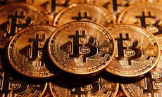Курс Bitcoin впервые превысил $2000