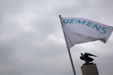 Siemens прекращает скупать софтверные компании после сделок на 9 млрд евро