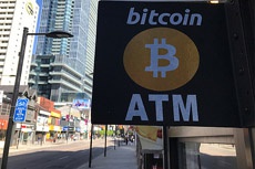 Хакеры обокрали клиентов крупной криптоплощадки на 400 тысяч долларов