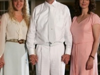 Российские блогерши готовы делиться мужчинами