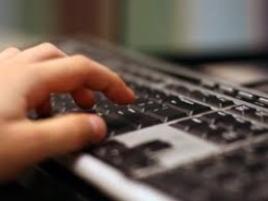 В Киеве интернет-аферисты обманули 12 человек на 30 000 гривен