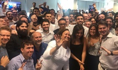 Apple празднует первый выпуск академии Apple Developer Academy в Неаполе