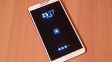 Как получать уведомления на выключенный экран Android