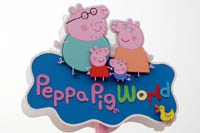 Фейсбук свинки Пеппы извинился за расистский взлом