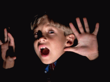 Соцсеть подорвала дискуссия родителей о жутких словах из уст их детей