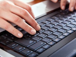 Парень покупал наркотики через интернет и угощал знакомых