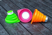 Украинцы изобрели красочные силиконовые колонки для смартфона