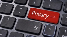 69% американцев не уверены в приватности своих действий в социальных сетях