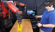В MIT научились управлять роботами с помощью виртуальной реальности