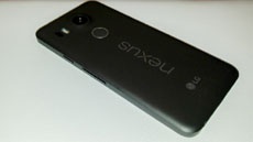 Экран Nexus 5X в процессе зарядки плохо реагирует на касания