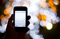 Жительница Крыма поверила смс о выигранном авто и лишилась денег