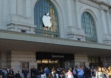 Аналитики ждут первого за 14 лет спада годовой выручки Apple