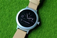 Распространение Android Wear 2.0 отложено