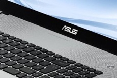 Asustek снизила годовой прогноз по поставкам ноутбуков