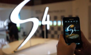 Samsung выпускает 59% Android-смартфонов в мире