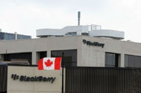 Apple ищет таланты среди сокращаемого персонала BlackBerry