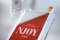 Бывший глава Facebook вложился в производство электронных сигарет