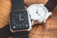 Падение экспорта швейцарских часов связывают с выходом Apple Watch