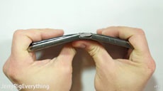 Sony Xperia Z5 Premium не прошел испытания на прочность